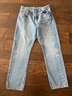 Levi’s Women 501 90s Medium Wash Jeans